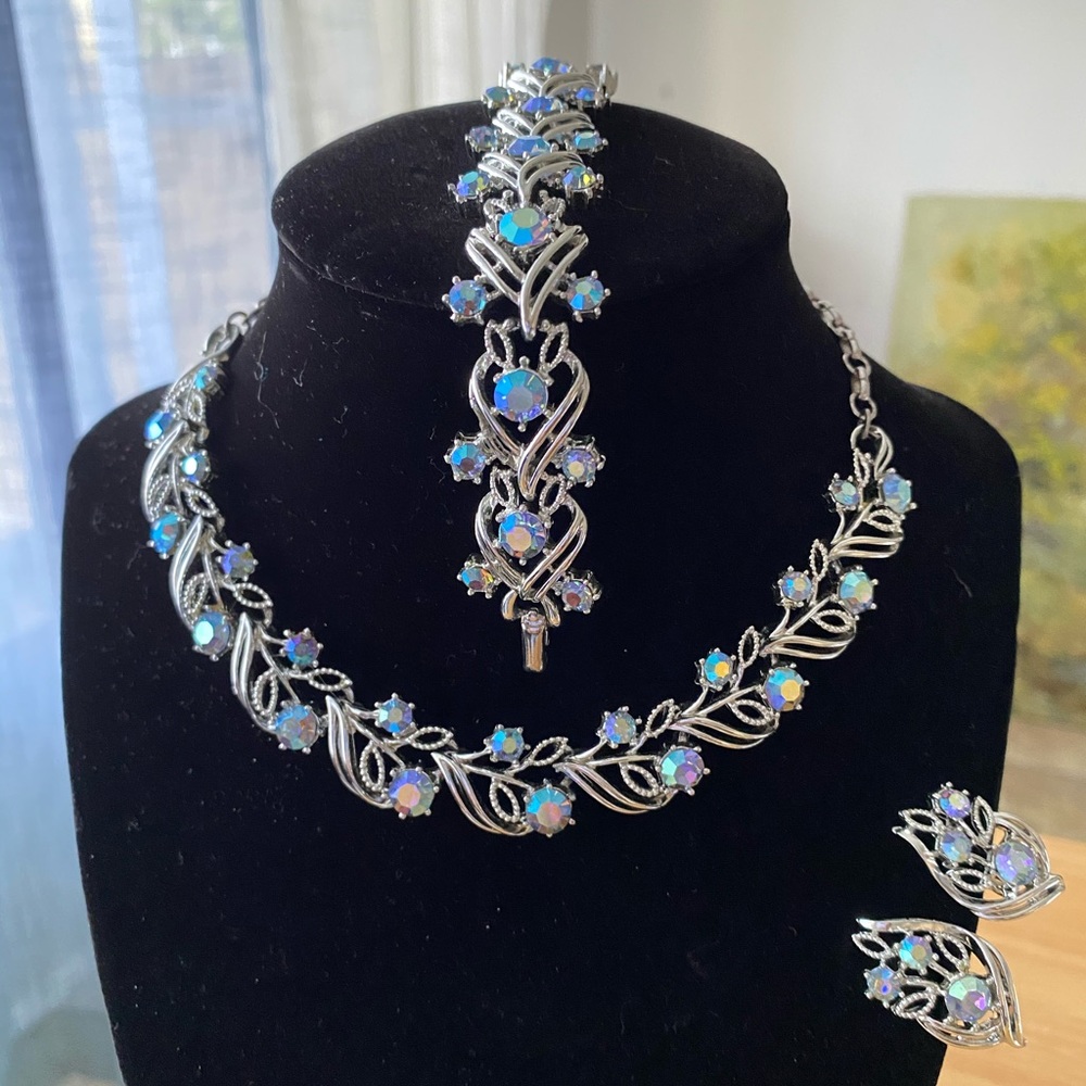 Vintage 1950 CORO CHOKER BRACELET And Earring Set